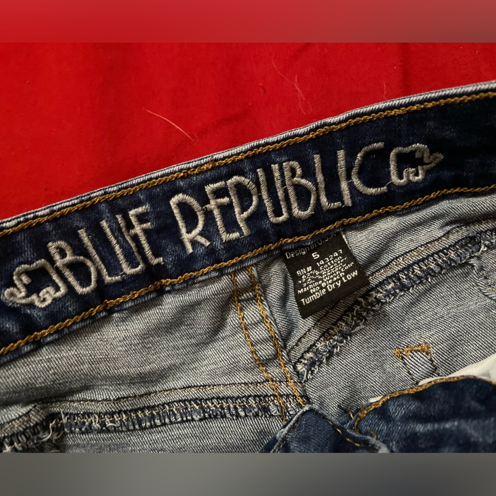 Blue republic dark blue ripped jeans